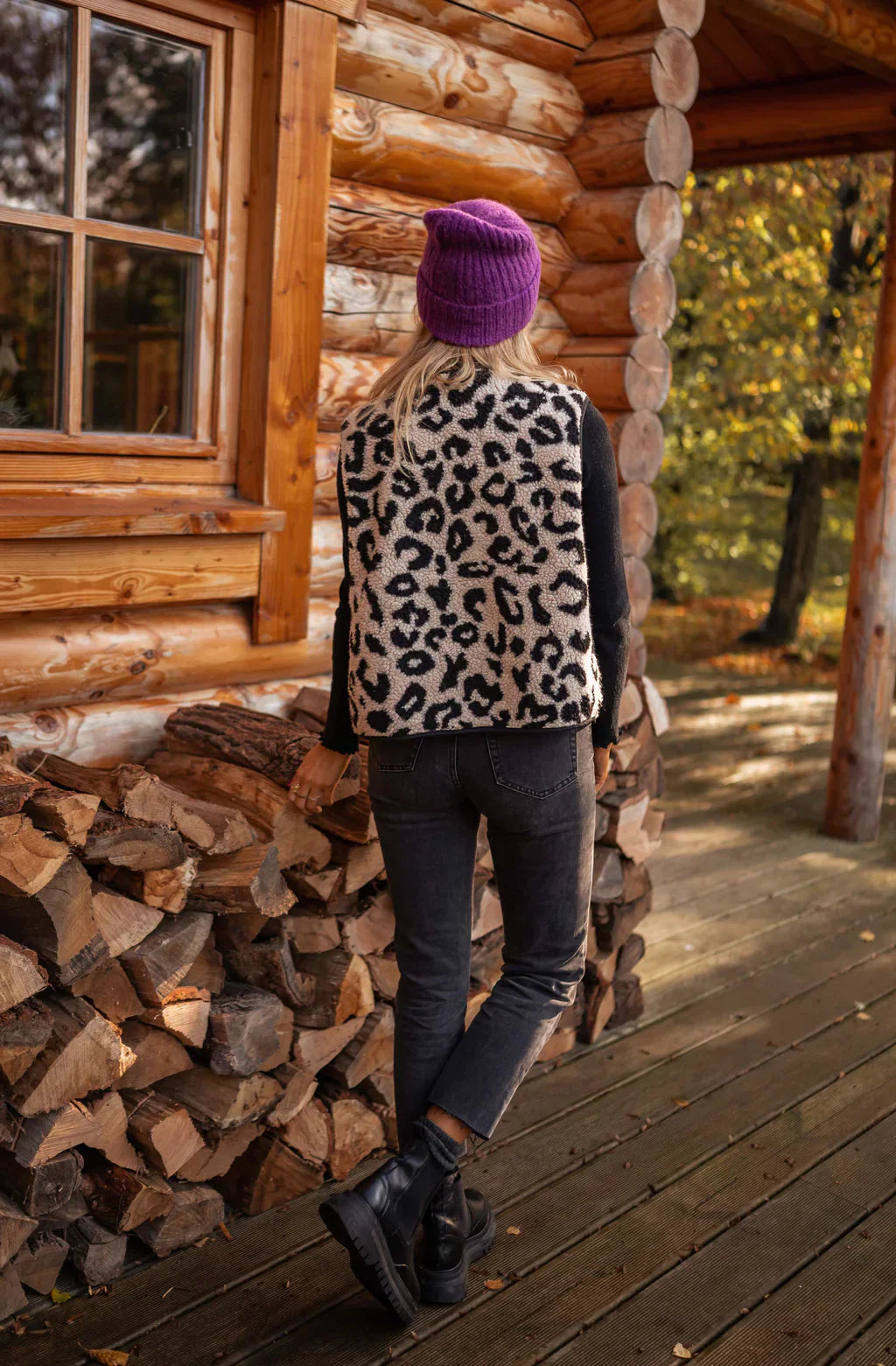 Astrid | Leopard Knit Vest
