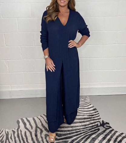 Talia - Casual Two-Piece Set w/ V-Neckline and Slit